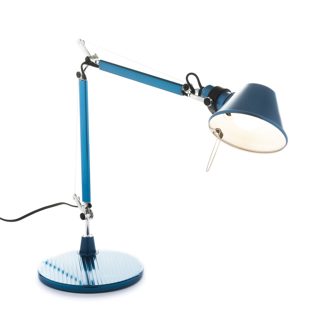 lampada-da-tavolo-tolomeo-micro-blu_madeindesign_364104_orig